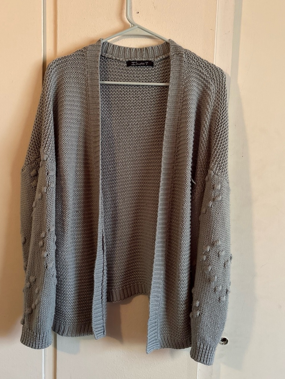 Simple Light Gray Open-Front Knit Cardigan with Bobble Sleeves